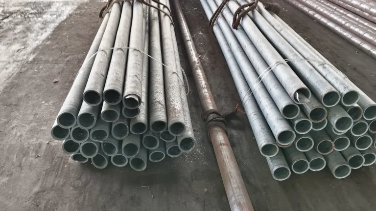 Perforación en caliente de tubo sin costura